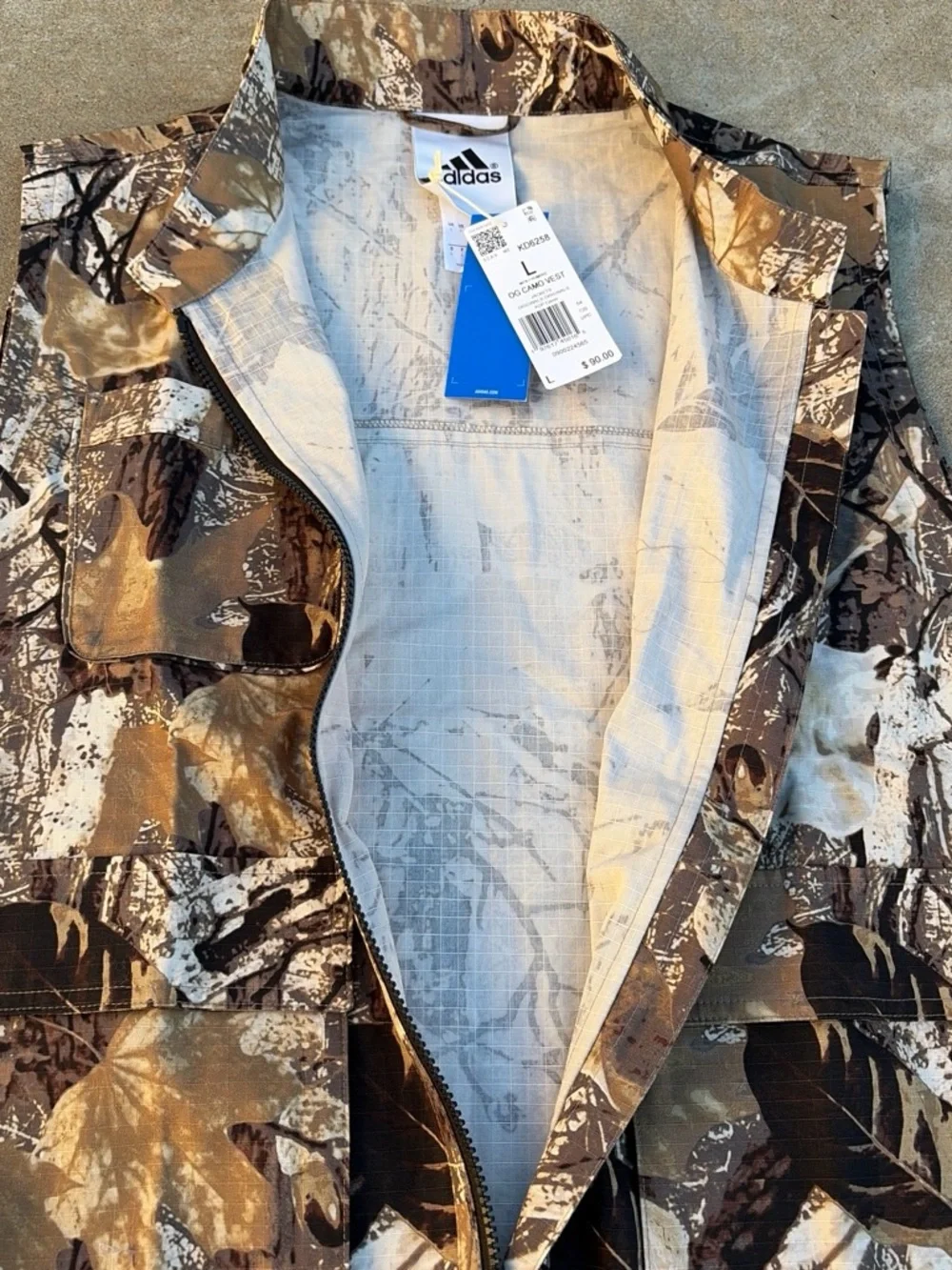 NWT Adidas Originals Camo Vest - Men’s - KD6258